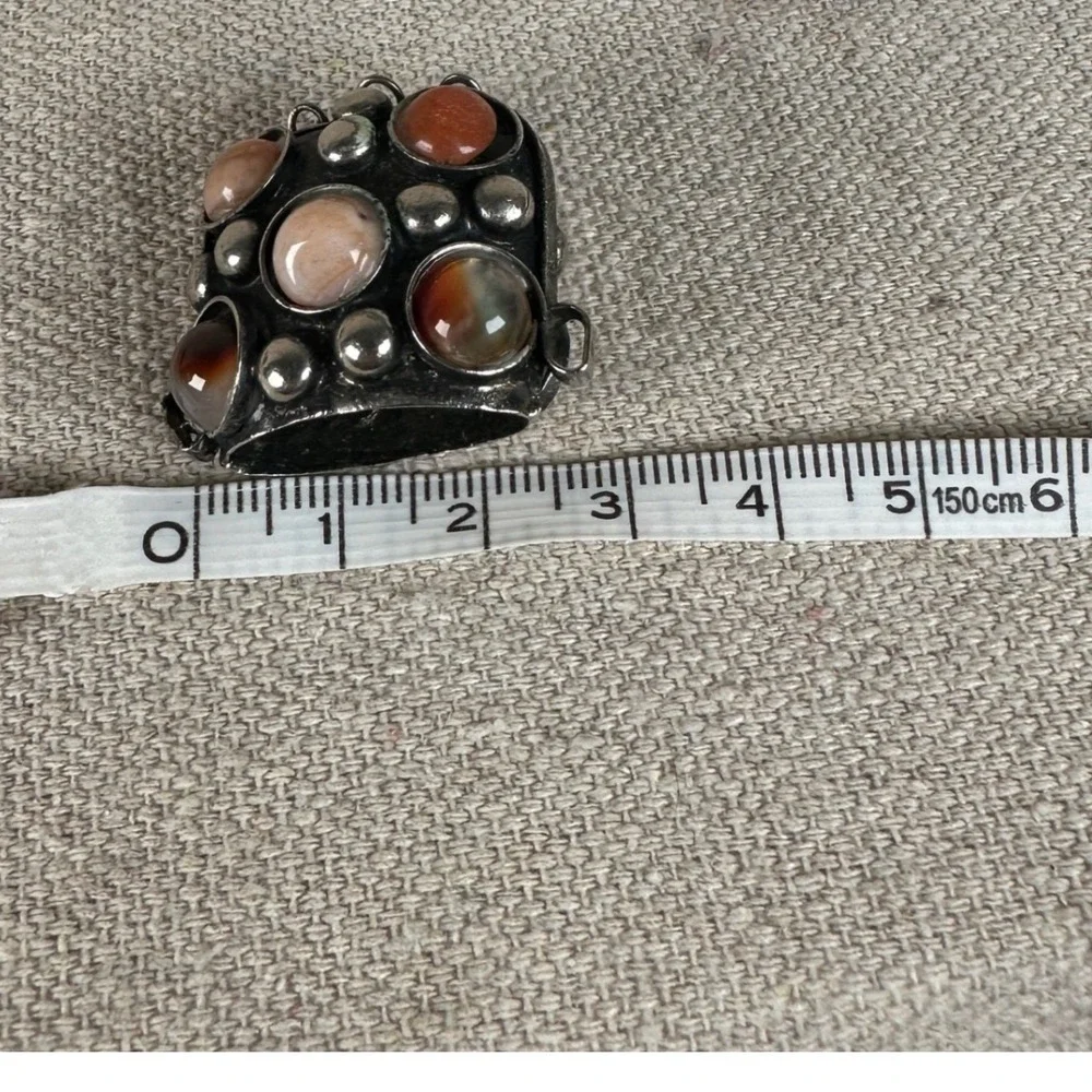 Vintage Silver Tone Agate Stone‎ Poison necklace Amulet Pendant Tibetan Persian